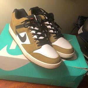 Nike SB Air Force 2 Low (Escape)